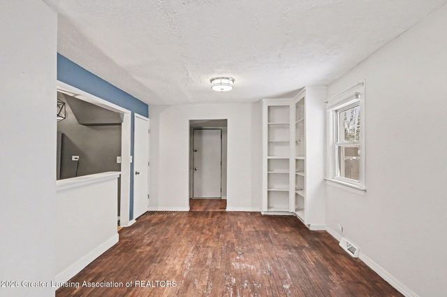 1408 Glenrose Avenue, Lansing, MI 48915