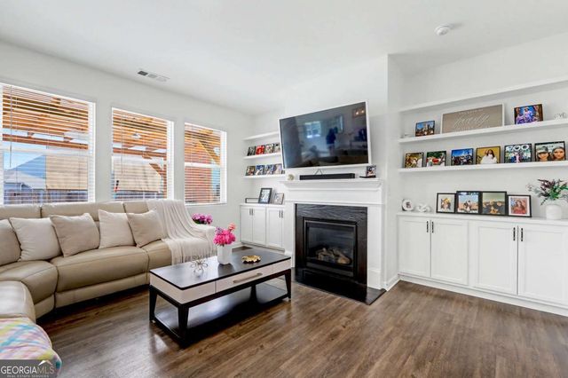 5361 Aster Place, Oakwood, GA 30566