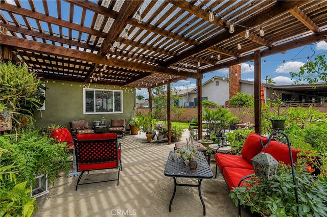 9371 Vernon Avenue, Montclair, CA 91763