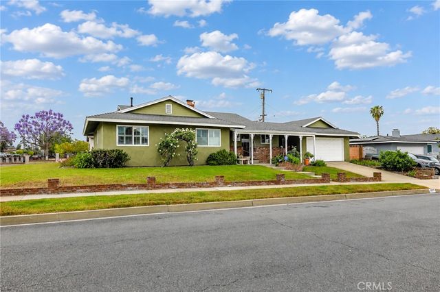 9371 Vernon Avenue, Montclair, CA 91763