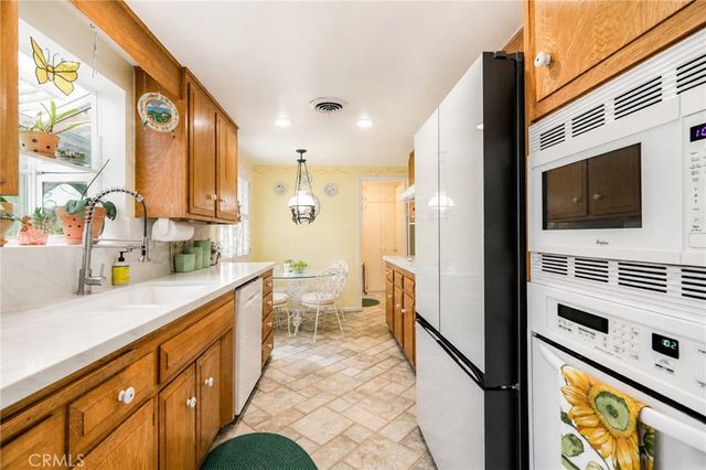 9371 Vernon Avenue, Montclair, CA 91763
