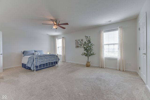 765 Legacy Boulevard, Greenwood, IN 46143