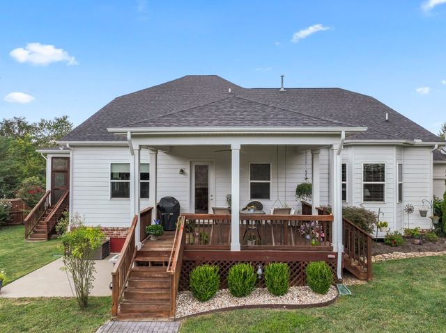 1005 Montrose Dr, Gallatin, TN 37066