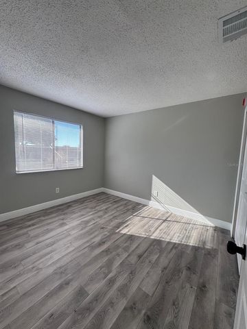 65 SILVER FALLS CIRCLE, Kissimmee, FL 34743