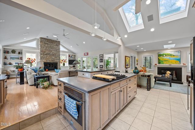 2425 Argyle Drive, Raleigh, NC 27609