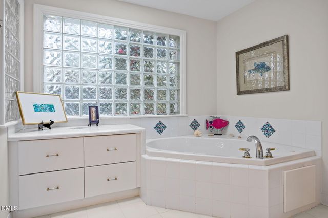 2425 Argyle Drive, Raleigh, NC 27609