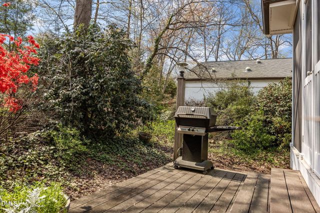 2425 Argyle Drive, Raleigh, NC 27609