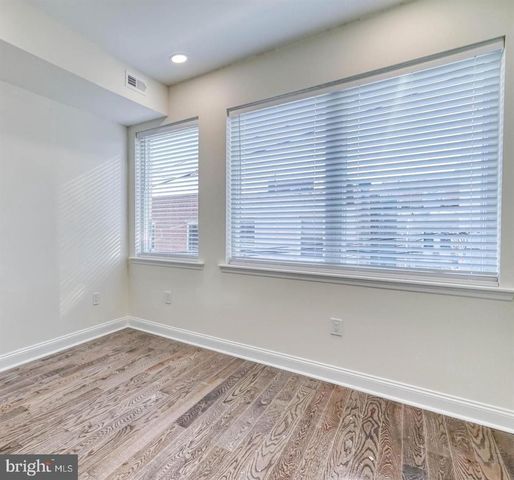 1211 PETERS ST, Philadelphia, PA 19147