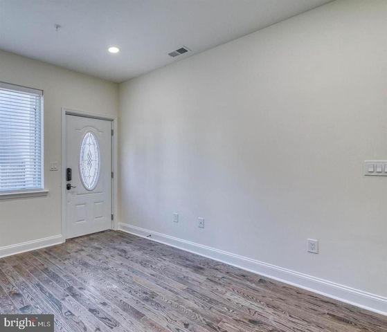 1211 PETERS ST, Philadelphia, PA 19147