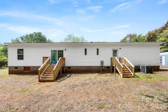 5236 Montana Circle NW, Concord, NC 28027