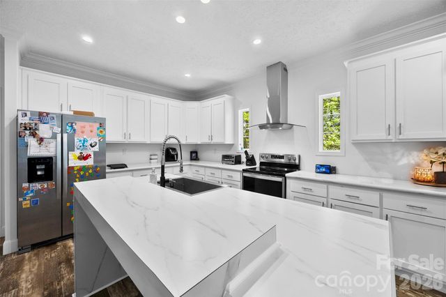 5236 Montana Circle NW, Concord, NC 28027