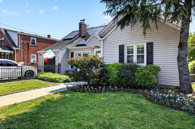 246 N 3rd Ave, Manville Boro, NJ 08835