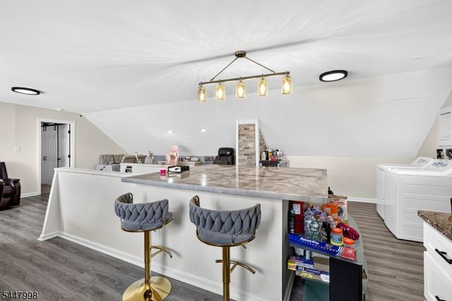 246 N 3rd Ave, Manville Boro, NJ 08835