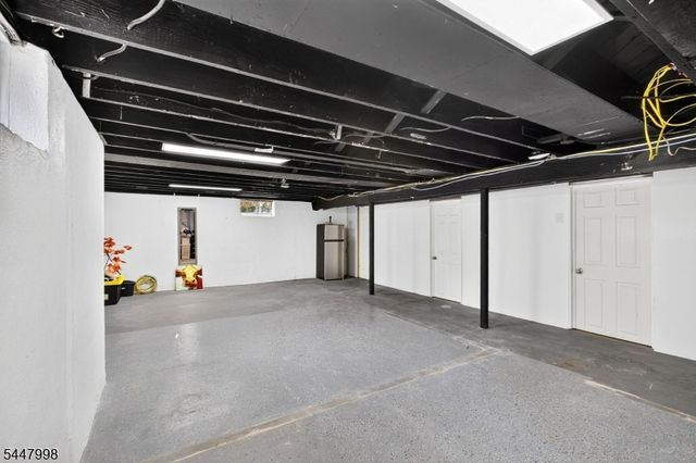246 N 3rd Ave, Manville Boro, NJ 08835