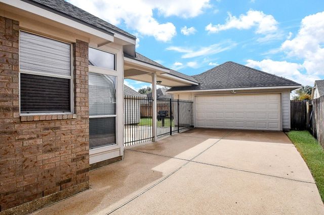 17711 Emerald Garden Lane, Houston, TX 77084