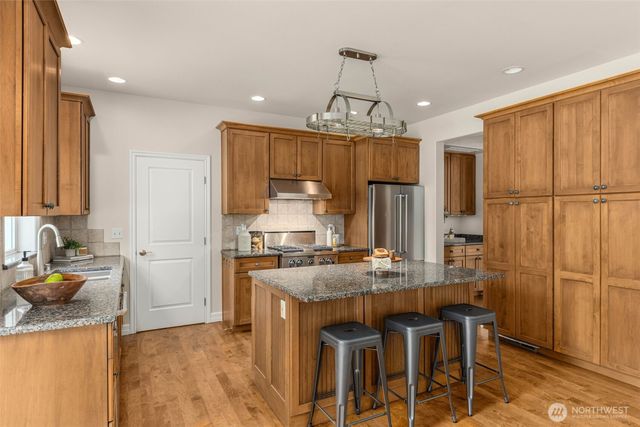 1125 324th Way NE, Carnation, WA 98014