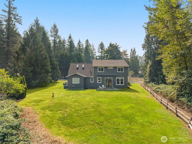 1125 324th Way NE, Carnation, WA 98014