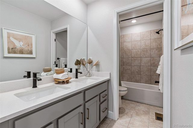 16857 W 92nd Loop, Arvada, CO 80007