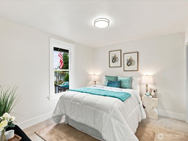 8848 13th Avenue SW, Seattle, WA 98106