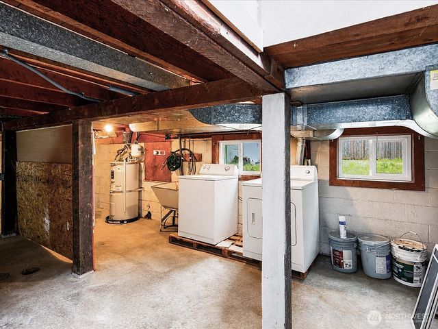 8848 13th Avenue SW, Seattle, WA 98106