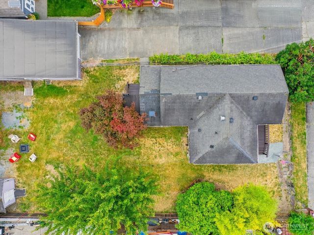 8848 13th Avenue SW, Seattle, WA 98106