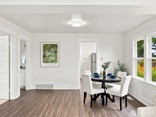 8848 13th Avenue SW, Seattle, WA 98106