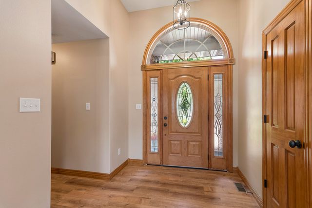 3746 N Croswell Avenue, Springfield, MO 65803