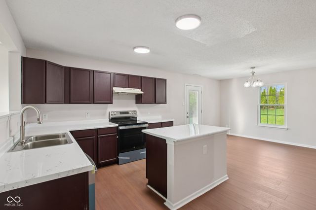 10827 Zimmerman Lane, Indianapolis, IN 46231