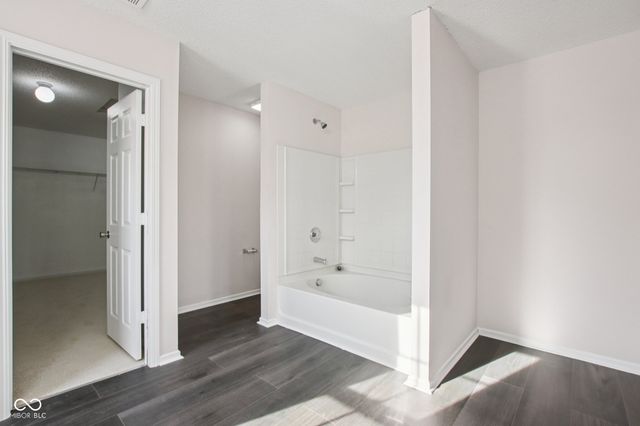 10827 Zimmerman Lane, Indianapolis, IN 46231