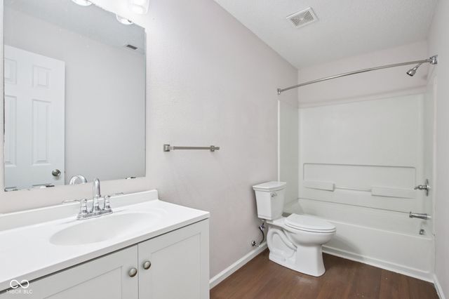 10827 Zimmerman Lane, Indianapolis, IN 46231