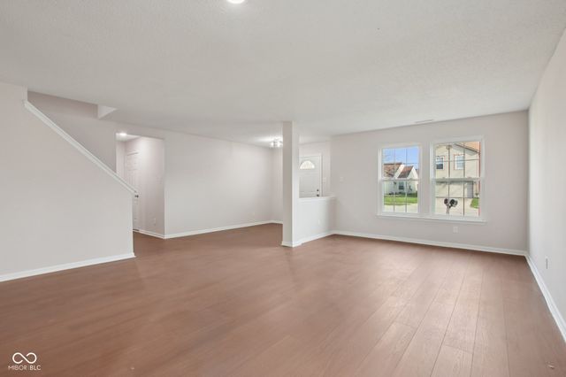 10827 Zimmerman Lane, Indianapolis, IN 46231