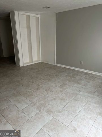 404 Prince Of Wales, Stone Mountain, GA 30083