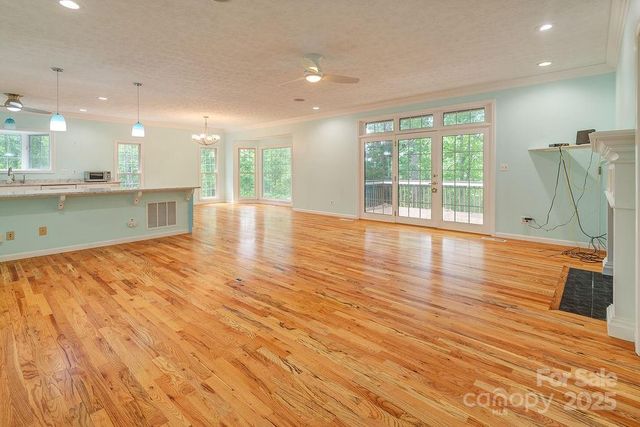 111 Sunny Ridge Drive, Asheville, NC 28804