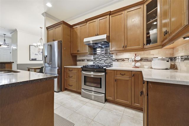 9255 SW 29 AVENUE, Gainesville, FL 32608