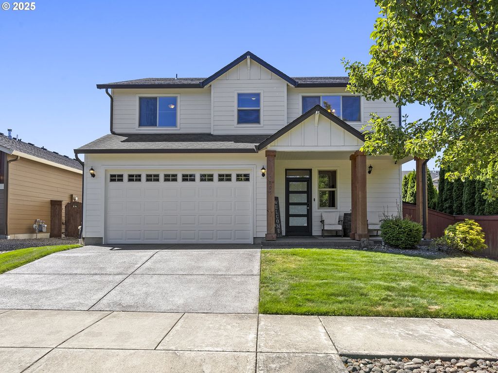 3805 N 3RD Cir, Ridgefield, WA 98642