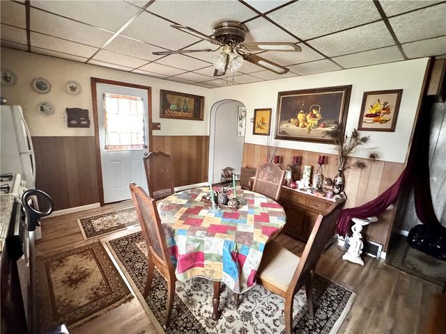 3072 3rd St, Centerville, PA 15429