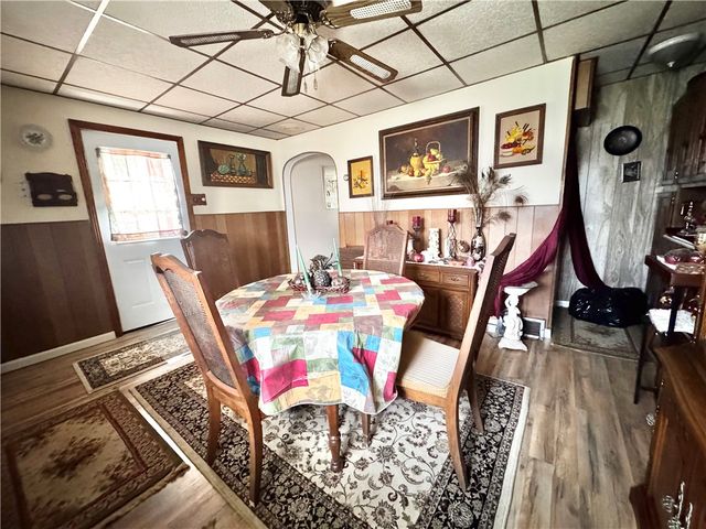 3072 3rd St, Centerville, PA 15429