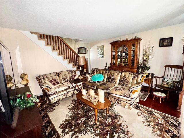 3072 3rd St, Centerville, PA 15429