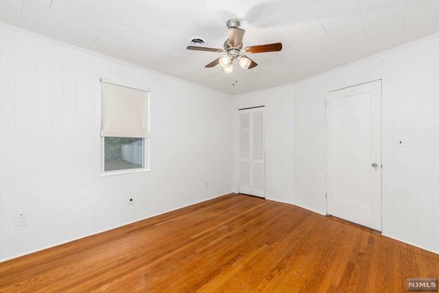 692 Chestnut Avenue, Teaneck, NJ 07666