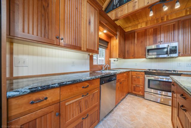 32441 Panther Avenue, Montgomery Creek, CA 96065