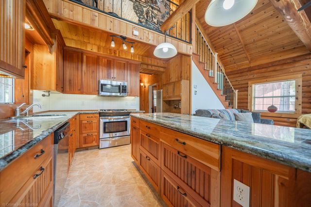 32441 Panther Avenue, Montgomery Creek, CA 96065
