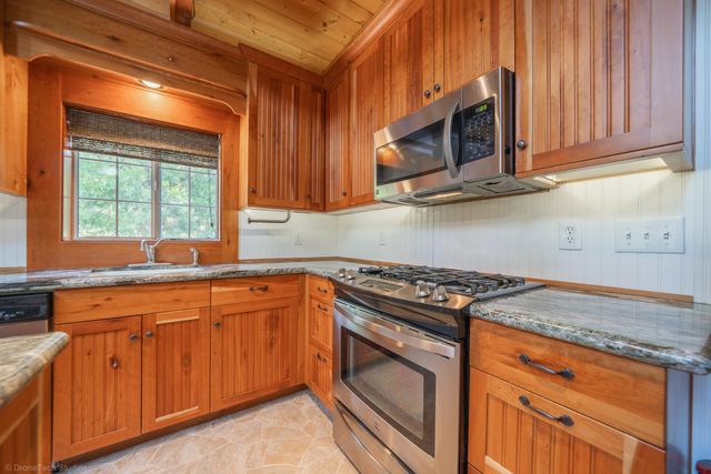 32441 Panther Avenue, Montgomery Creek, CA 96065