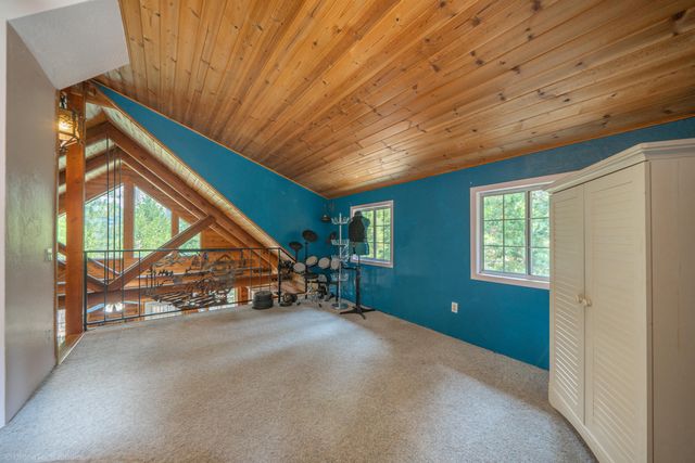 32441 Panther Avenue, Montgomery Creek, CA 96065