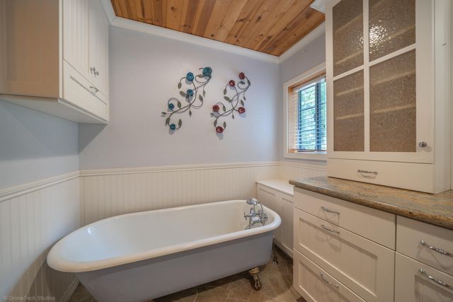 32441 Panther Avenue, Montgomery Creek, CA 96065