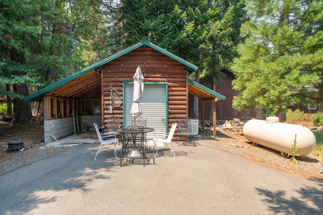 32441 Panther Avenue, Montgomery Creek, CA 96065