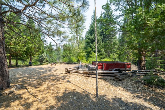 32441 Panther Avenue, Montgomery Creek, CA 96065