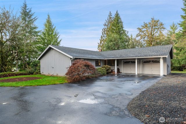 401 E Cove View Road, Belfair, WA 98528