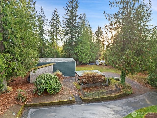 401 E Cove View Road, Belfair, WA 98528