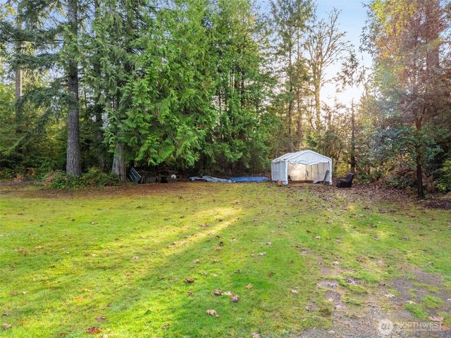401 E Cove View Road, Belfair, WA 98528
