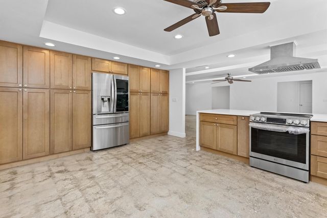 41 Coconut Lane, Ocean Ridge, FL 33435